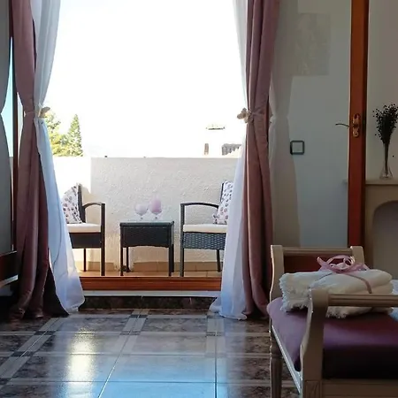 Del Mar Villa